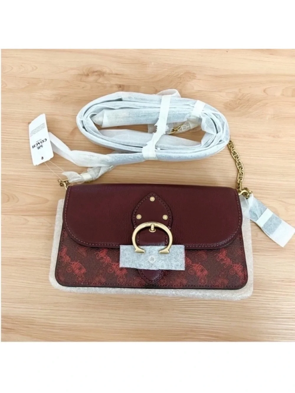 Coach Beat Crossbody Clutch With Horse And Carriage Print #6910